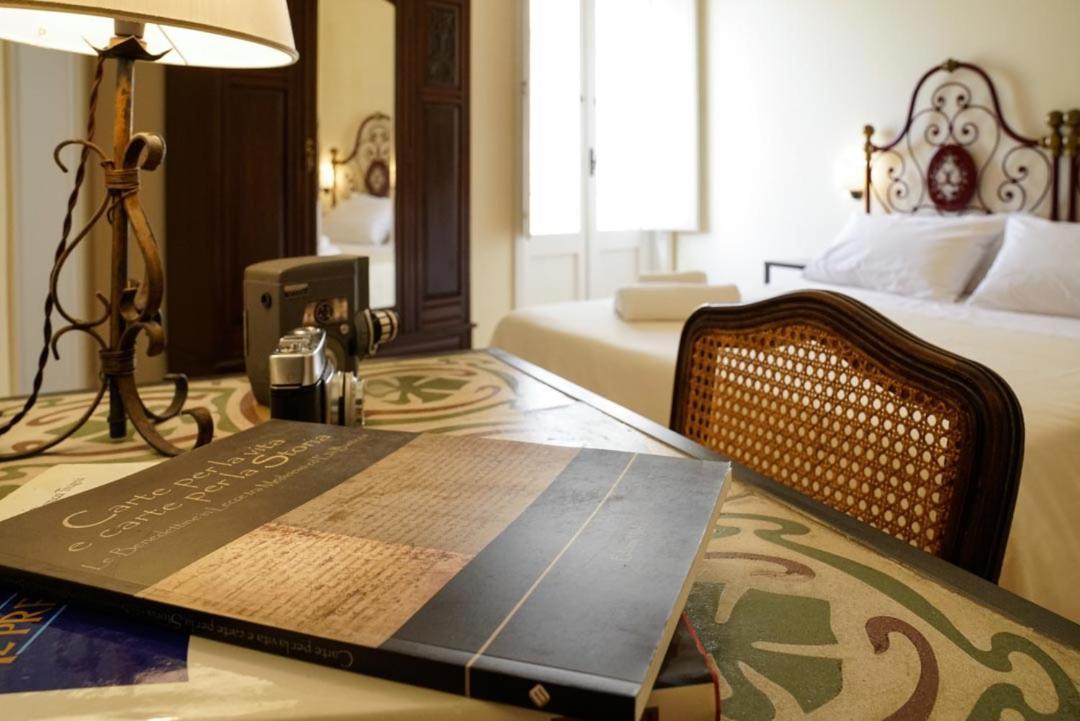 B&B I Sei Volti เลชเช ภายนอก รูปภาพ