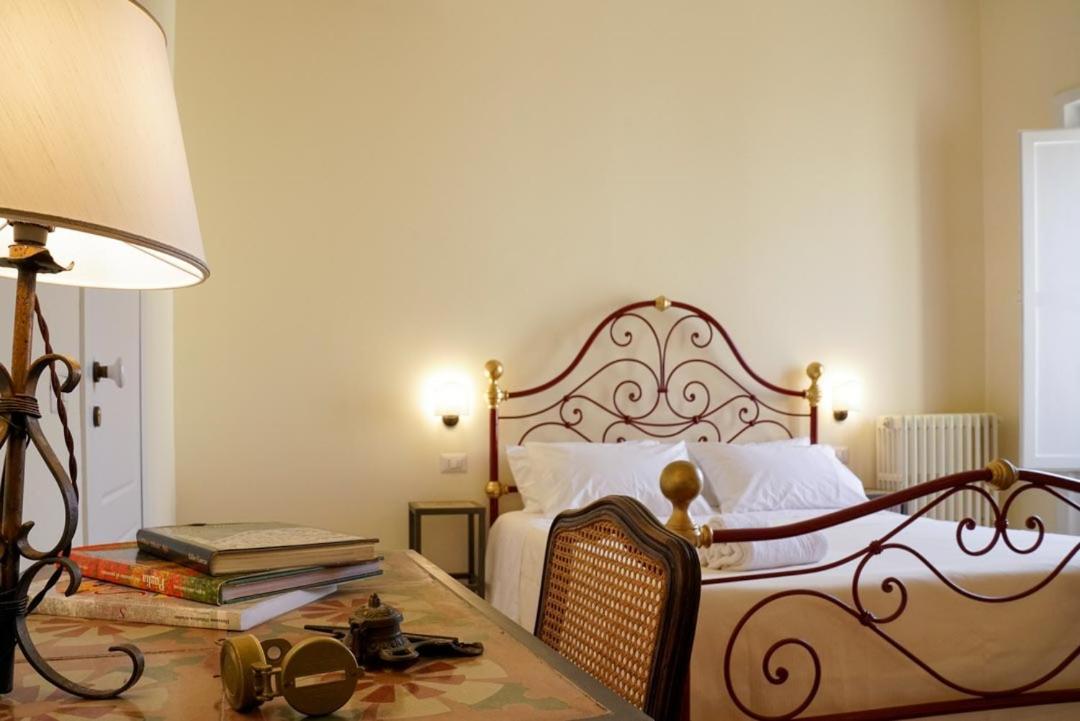 B&B I Sei Volti เลชเช ภายนอก รูปภาพ