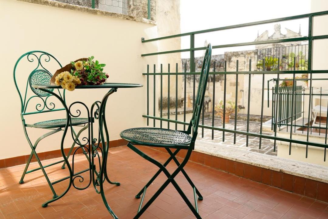 B&B I Sei Volti เลชเช ภายนอก รูปภาพ